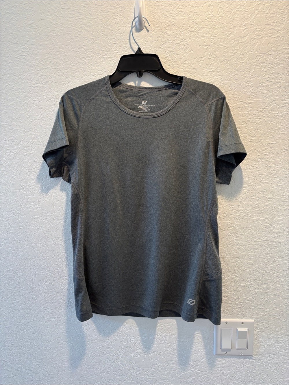 Roadrunner Sports All Sport Gray Short Sleeve Performance Tee XL - Picture 1 of 8